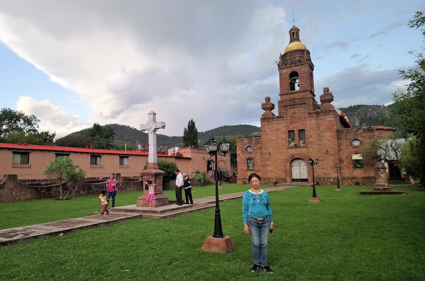 Los jesuitas realizaron, durante muchas décadas una gran labor civilizadora en la Tarahumara, ésta es una de sus más famosas misiones, en Cerochui, municipio de Urique, Chihuahua.